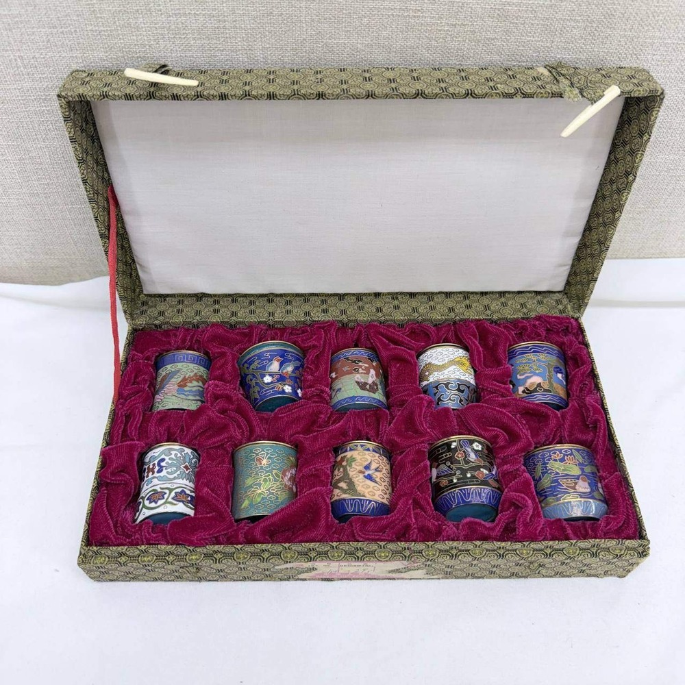 Vintage Chinese Cloisonne Enamel Tea Cup Set 10 Piece with Lids and Box